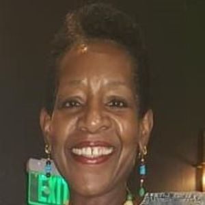 Meet your Posher, Miriam